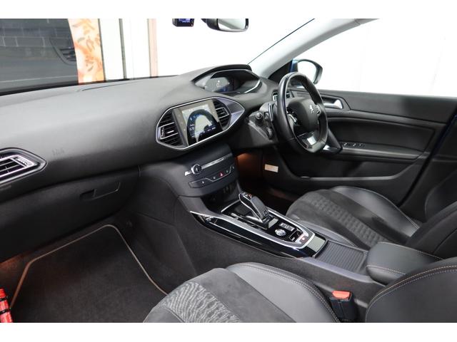 ３０８ ロードトリップ　ブルーＨＤｉ　カープレイ　ＬＥＤヘッドライト　アダプティブクルーズコントロール　前後ドライブレコーダー　パドルシフト　バックカメラ　ブラインドスポット　ＥＴＣ（25枚目）