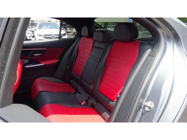Ｃクラス Ｃ４３　４マチック　左ハンドル・パノラミックスライディングルーフ・ワンオーナー・認定中古車保証２年（12枚目）