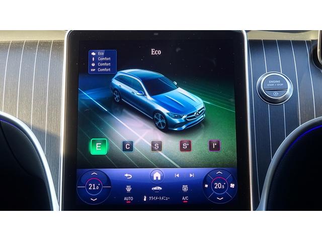 【ダイナミックセレクト】選んだモードに応じて、エンジン、トランスミッション、サスペンション、ステアリングアシストなどのパラメーターが変化。
