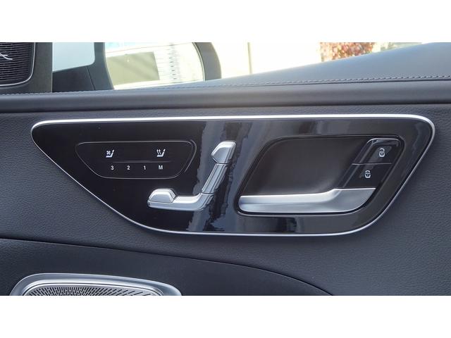 【フロントシートヒーティング＆ベンチレ−ション】運転席／助手席共に三段階で調節が可能なシートヒーター、シートエアコンを装備しております。季節を問わず快適にご使用いただけます。』