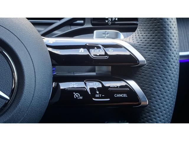 パドルシフトを装備！【ステアリングを握ったままのシフトチェンジが可能です！Ｆ１レーサー気分で快適なドライブをお楽しみください♪くれぐれもスピードの出しすぎにはご注意を！】