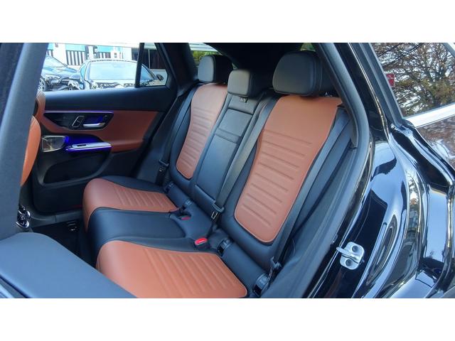 ＧＬＣ ＧＬＣ２２０ｄ　４マチック　ドライバーズパッケージ　ＡＭＧラインパッケージ・ＡＭＧレザーエクスクルーシブパッケージ・パノラミックスライディングル－フ・弊社デモカ－・法人ワンオ－ナ－・認定中古車・新車保証継承（14枚目）