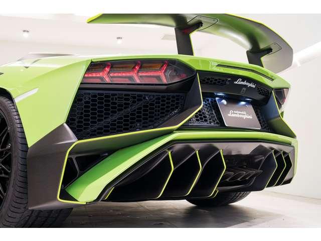 ランボルギーニ アヴェンタドール SV 4WD Verde