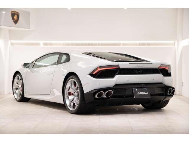 ウラカン ＬＰ５８０－２　（ＬＤＦ）　Ｂｉａｎｃｏ　Ｉｃａｒｕｓ　ＨＤＤナビ　ＬＥＤヘッドライト　認定中古車（5枚目）