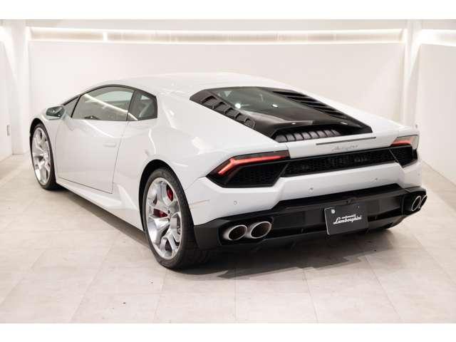 ウラカン ＬＰ５８０－２　（ＬＤＦ）　Ｂｉａｎｃｏ　Ｉｃａｒｕｓ　ＨＤＤナビ　ＬＥＤヘッドライト　認定中古車（6枚目）