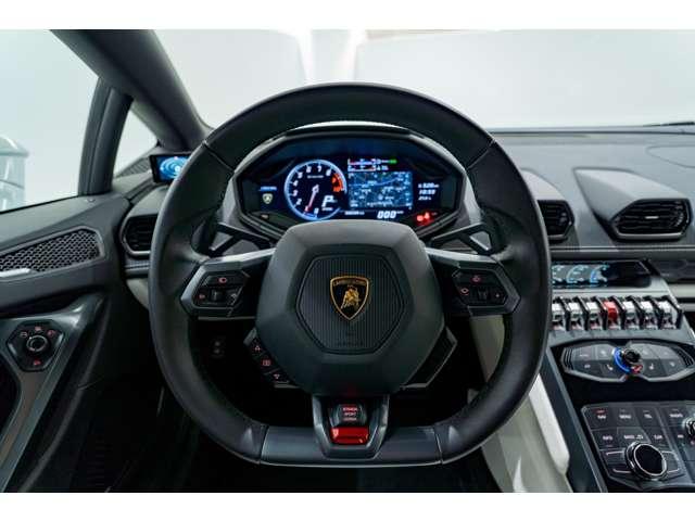 ウラカン ＬＰ５８０－２　（ＬＤＦ）　Ｂｉａｎｃｏ　Ｉｃａｒｕｓ　ＨＤＤナビ　ＬＥＤヘッドライト　認定中古車（28枚目）
