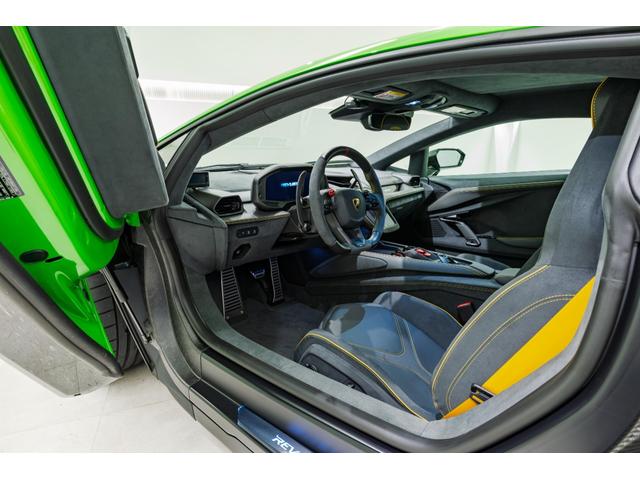 レヴエルト ６．５　４ＷＤ　Ｕｐｐｅｒ　＆　Ｌｏｗｅｒ　Ｃａｒｂｏｎ　Ｐａｃｋａｇｅ（21枚目）