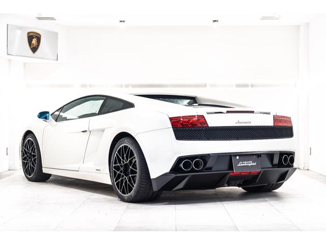 ガヤルド LP560-4 4WD Balloon White(8枚目)