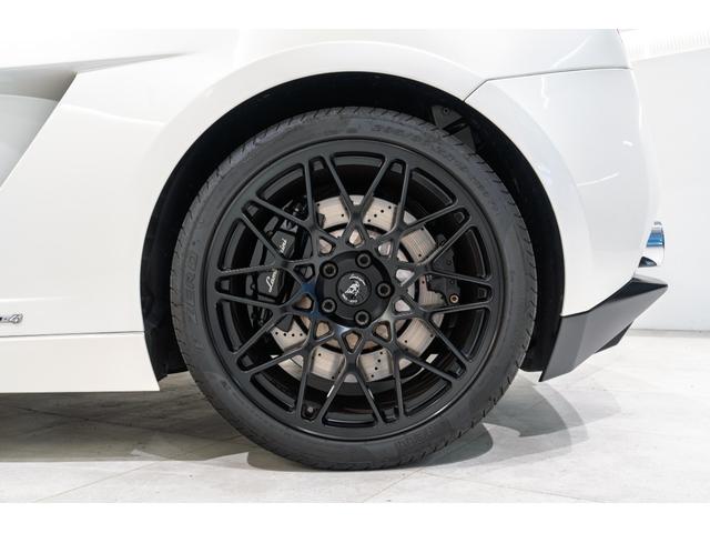 ガヤルド LP560-4 4WD Balloon White(13枚目)