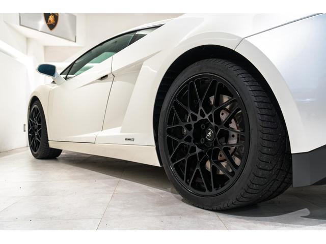 ガヤルド LP560-4 4WD Balloon White(14枚目)