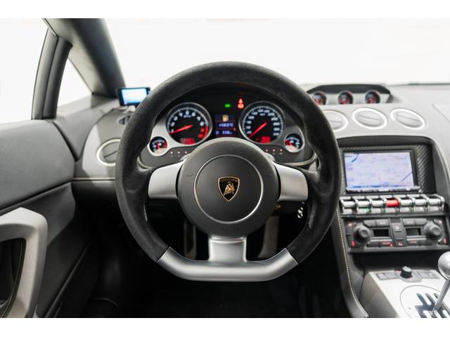 ガヤルド LP560-4 4WD Balloon White(22枚目)