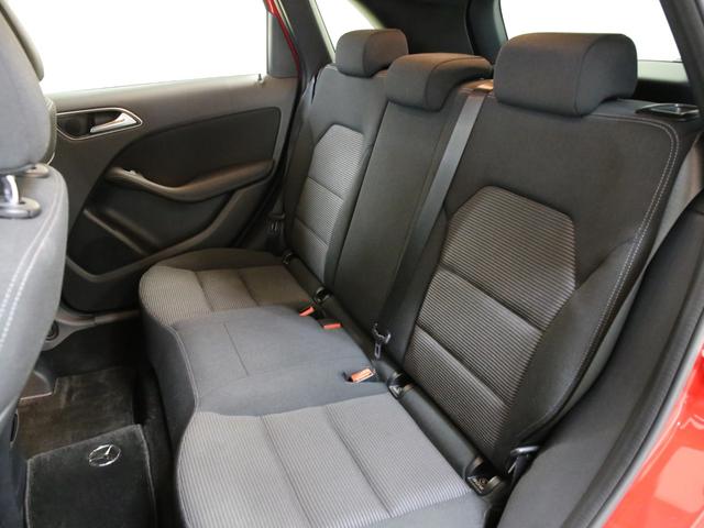 B180後期型ベーシックPKG衝突軽減アシスト自動駐車 スマートキー 純正ナビ シートヒーター バックカメラ 前後障害物センサー 駐車ガイド 地デジ クルーズコントロール Bluetoothオーディオ 横滑り防止機能 LEDライト ミュージックレジスター(15枚目)