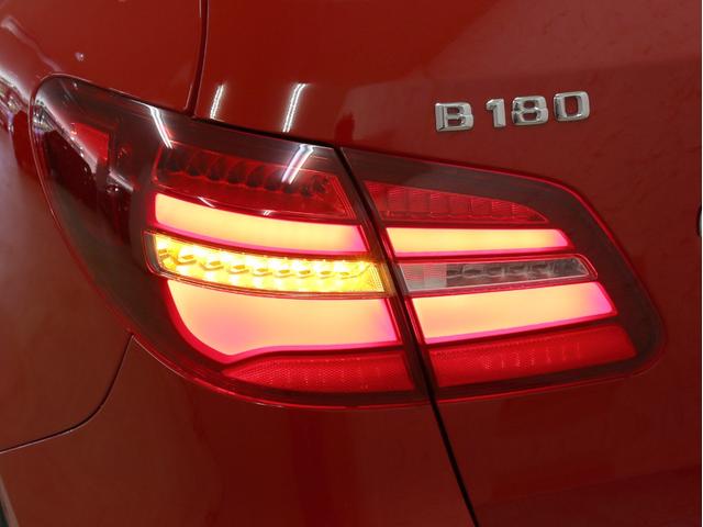 B180後期型ベーシックPKG衝突軽減アシスト自動駐車 スマートキー 純正ナビ シートヒーター バックカメラ 前後障害物センサー 駐車ガイド 地デジ クルーズコントロール Bluetoothオーディオ 横滑り防止機能 LEDライト ミュージックレジスター(30枚目)