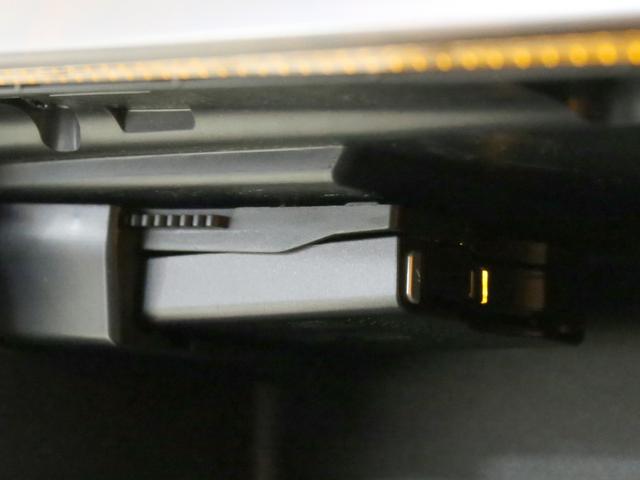 B180エクスクルーシブ&セーフティPKG衝突軽減アシスト 自動追従 自動駐車 衝突軽減ブレーキ 黒本革 前後障害物センサー バックカメラ 駐車ガイド 地デジ クルーズコントロール Bluetoothオーディオ 横滑り防止機能 速度リミッター HIDライト(27枚目)