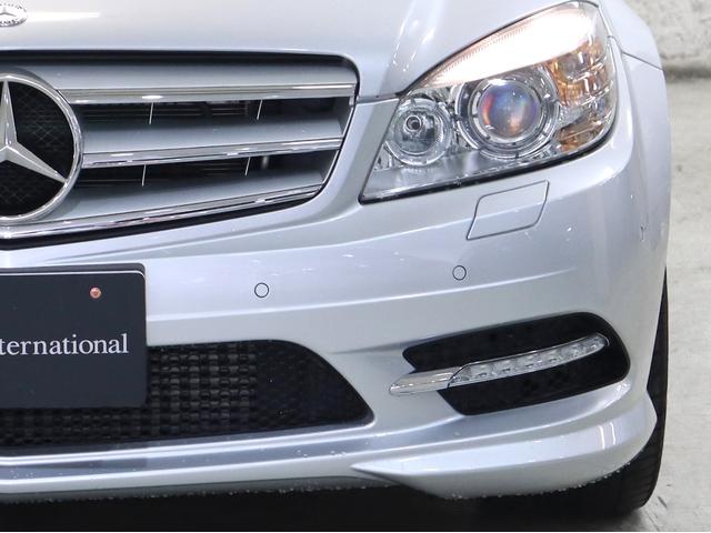 C200ワゴン中期型AVGターボE/G 黒革AMGスポーツP 後期ターボエンジン オートライト アルミホイール パワーシート キーレスエントリー 地デジ 純正ナビ ミュージックレジスター ETC オートエアコン コマンドシステム 衝突安全ボディ マニュアルモード(29枚目)