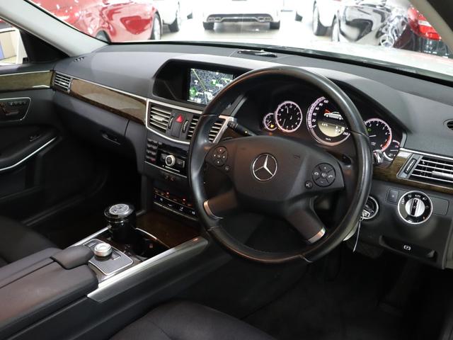 Ｅ２５０ＣＧＩブルエフィシェンシワゴン１２５　特別仕様車　専用アルミホイール　スポーツサス　純正ナビ　メモリーパワーシート　バックカメラ　バイキセノンヘッドライト　電動リアゲート　クルーズコントロール(61枚目)