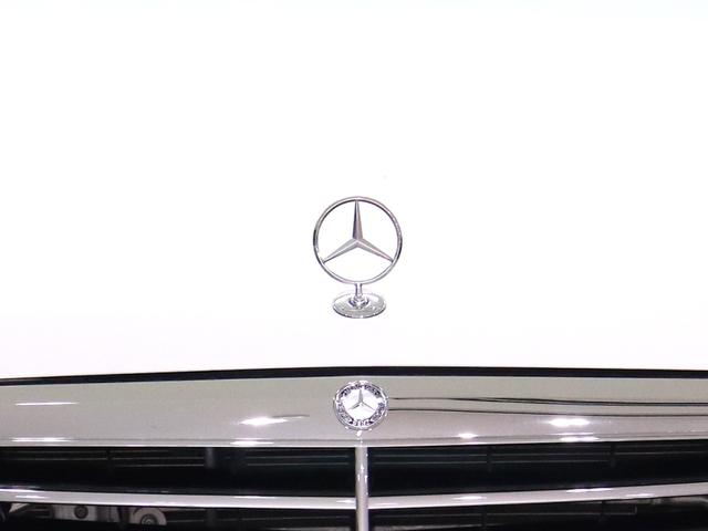 Ｅ３５０ブルテックステーションワゴンアバンＧ　Ｖ６ＢｌｕｅＴＥＣエンジン搭載モデル　純正ナビ　ＴＶ　クルーズコントロール　バックカメラ　キーレスゴー　黒革　シートヒーター　電動リアゲート　ＬＥＤテールランプ　キセノンヘッドライト(39枚目)