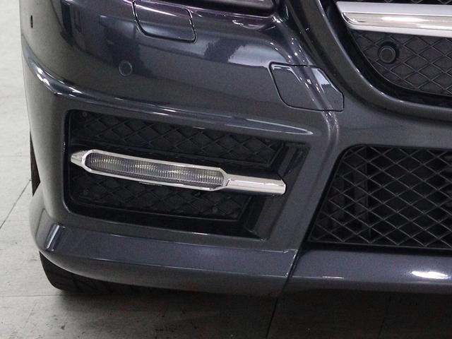 ＳＬＫ ＳＬＫ２００ブルーエフィシェンシー　ＡＭＧスポーツＰＫＧ　ユーティリティＰＫＧ　レッドブレーキキャリパー　電動バリオルーフ　ブラックレザー　シートヒーター　エアスカーフ　純正ナビ　前後障害物センサー　キーレスゴー（40枚目）