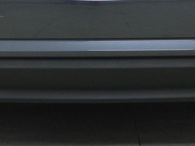 ＳＬＫ ＳＬＫ２００ブルーエフィシェンシー　ＡＭＧスポーツＰＫＧ　ユーティリティＰＫＧ　レッドブレーキキャリパー　電動バリオルーフ　ブラックレザー　シートヒーター　エアスカーフ　純正ナビ　前後障害物センサー　キーレスゴー（50枚目）