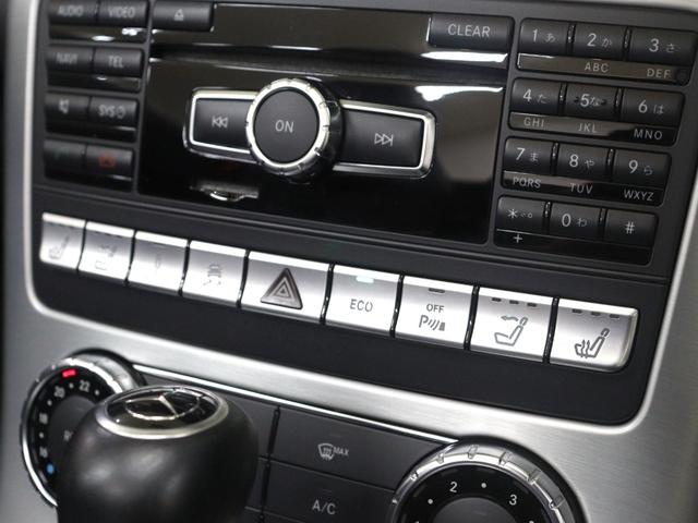 ＳＬＫ ＳＬＫ２００ブルーエフィシェンシー　ＡＭＧスポーツＰＫＧ　ユーティリティＰＫＧ　レッドブレーキキャリパー　電動バリオルーフ　ブラックレザー　シートヒーター　エアスカーフ　純正ナビ　前後障害物センサー　キーレスゴー（70枚目）