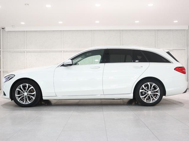 Ｃクラスステーションワゴン Ｃ２００ステーションワゴン　アバンギャルド　レーダーセーフティＰＫＧ　レーンキープアシスト　ブラインドスポットアシスト　ディストロニックプラス　ＬＥＤヘッドライト　電動テールゲート　メモリーパワーシート　シートヒーター　純正ナビ　バックカメラ（7枚目）