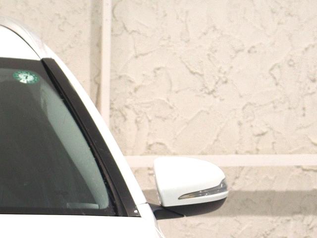 Ｃクラスステーションワゴン Ｃ２００ステーションワゴン　アバンギャルド　レーダーセーフティＰＫＧ　レーンキープアシスト　ブラインドスポットアシスト　ディストロニックプラス　ＬＥＤヘッドライト　電動テールゲート　メモリーパワーシート　シートヒーター　純正ナビ　バックカメラ（36枚目）