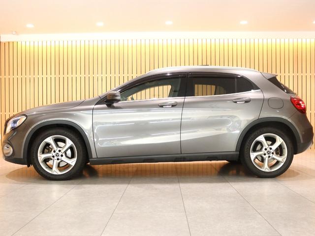 ＧＬＡクラス ＧＬＡ２２０　４マチック　レーダーセーフティ＆プレミアムＰＫＧ　後期型　ブラックレザー　サンルーフ　ハーマンカードンサウンド　ディストロニックプラス　レーンキープアシスト　ナビ　バックカメラ　前後障害物センサー（7枚目）