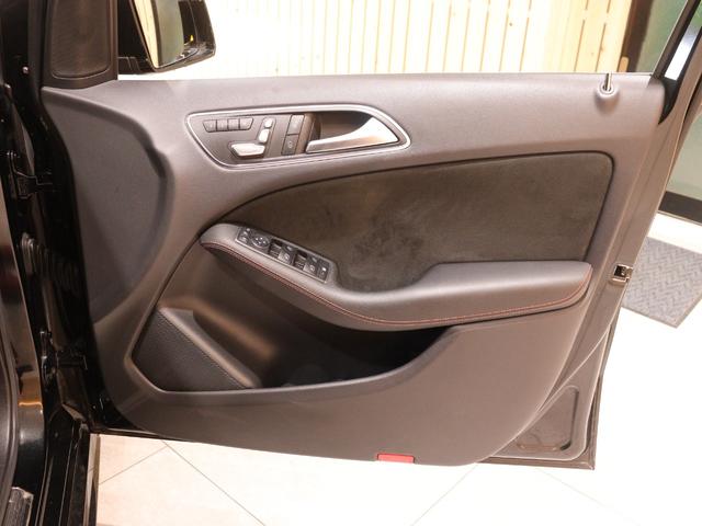 Ｂクラス Ｂ１８０　スポーツ　レーダーセーフティ＆ベーシックパッケージ　パノラマサンルーフ　後期モデル　レーンキープアシスト　ＬＥＤヘッドライト　純正ナビ　ＴＶ　バックカメラ　前後障害物センサー　パドルシフト（17枚目）