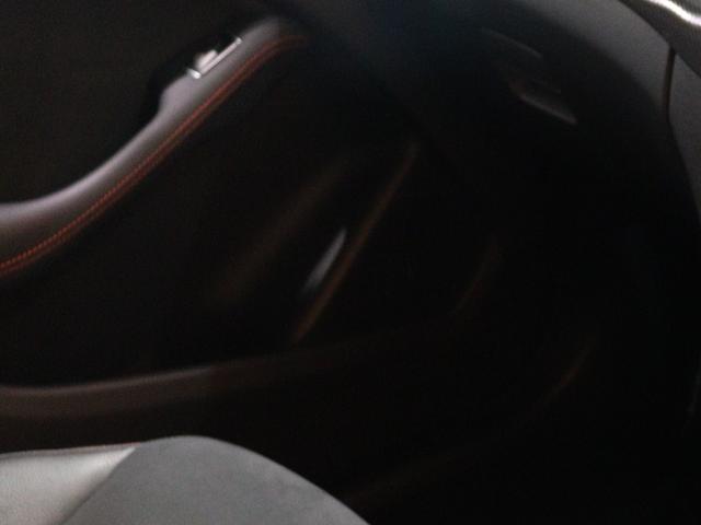 Ｂクラス Ｂ１８０　スポーツ　レーダーセーフティ＆ベーシックパッケージ　パノラマサンルーフ　後期モデル　レーンキープアシスト　ＬＥＤヘッドライト　純正ナビ　ＴＶ　バックカメラ　前後障害物センサー　パドルシフト（59枚目）