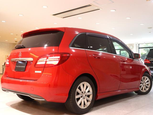 MERCEDES BENZ B-CLASS B180