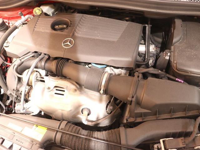 MERCEDES BENZ B-CLASS B180