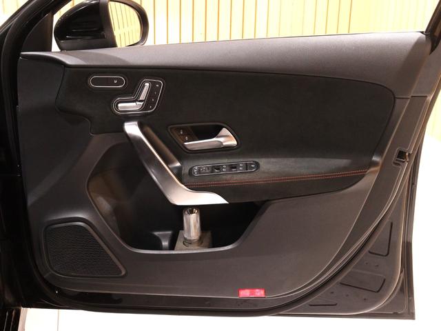 Ａクラス Ａ２００ｄ　ＡＭＧライン　レーダーセーフティパッケージ　ナビゲーションパッケージ　ＭＢＵＸナビ　緊急回避補助　ブラインド＆レーンキープアシスト　ディストロニックプラス　バックカメラ　タッチスクリーンディスプレイ（17枚目）