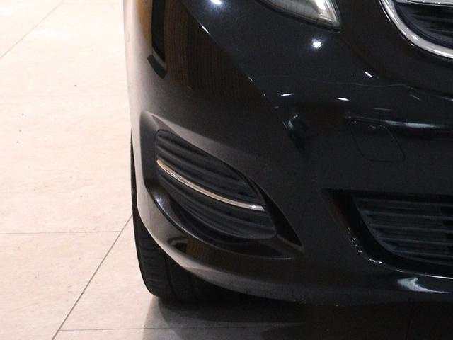 MERCEDES BENZ V-CLASS V220D AVANTGARDE LONG