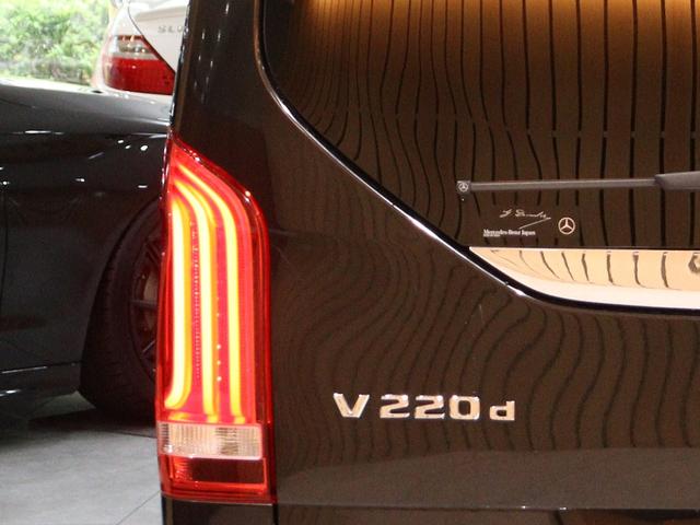 MERCEDES BENZ V-CLASS V220D AVANTGARDE LONG