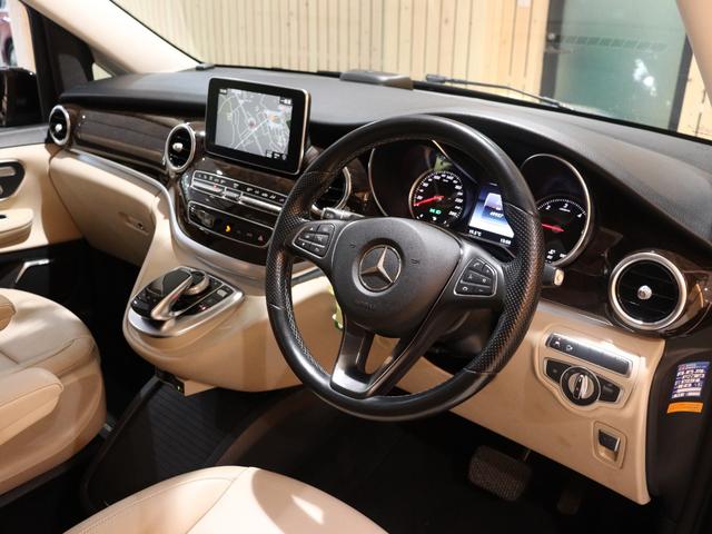 MERCEDES BENZ V-CLASS V220D AVANTGARDE LONG