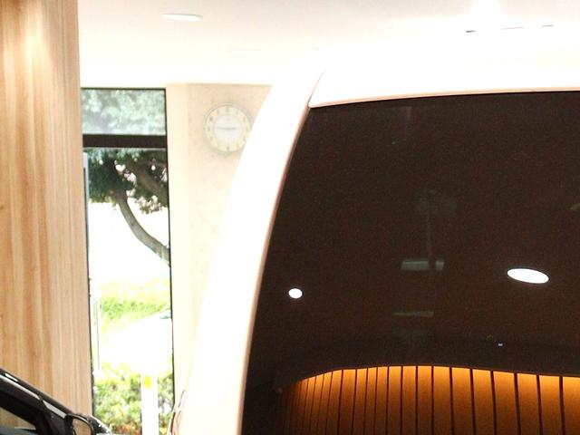 Vクラス V220d レーダーセーフティPKG 360度カメラ 電動リアゲート 両側電動パワースライドドア LEDヘッドライト 純正ナビ ディストロニックプラス ブラインドスポットアシスト レーンキープアシスト(43枚目)