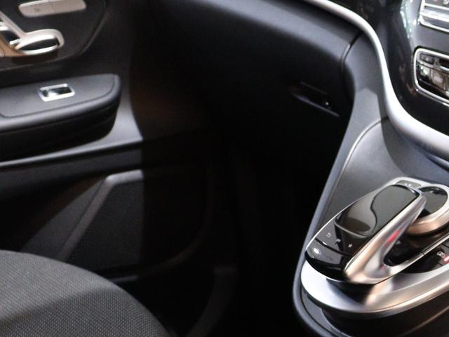 Vクラス V220d レーダーセーフティPKG 360度カメラ 電動リアゲート 両側電動パワースライドドア LEDヘッドライト 純正ナビ ディストロニックプラス ブラインドスポットアシスト レーンキープアシスト(59枚目)