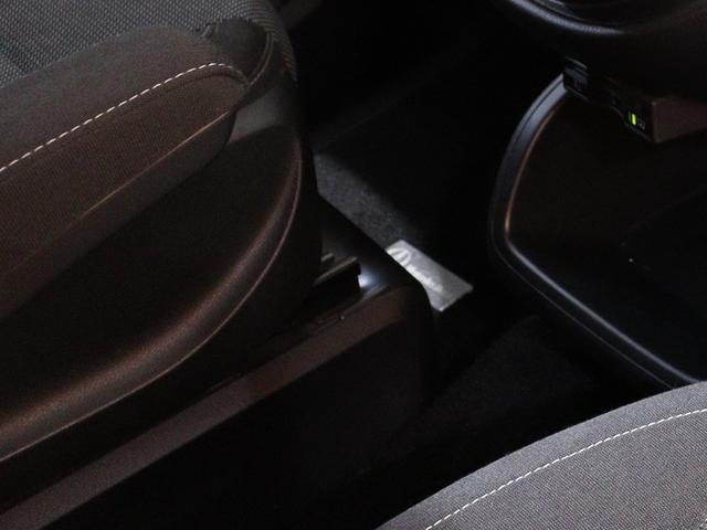 Vクラス V220d レーダーセーフティPKG 360度カメラ 電動リアゲート 両側電動パワースライドドア LEDヘッドライト 純正ナビ ディストロニックプラス ブラインドスポットアシスト レーンキープアシスト(62枚目)