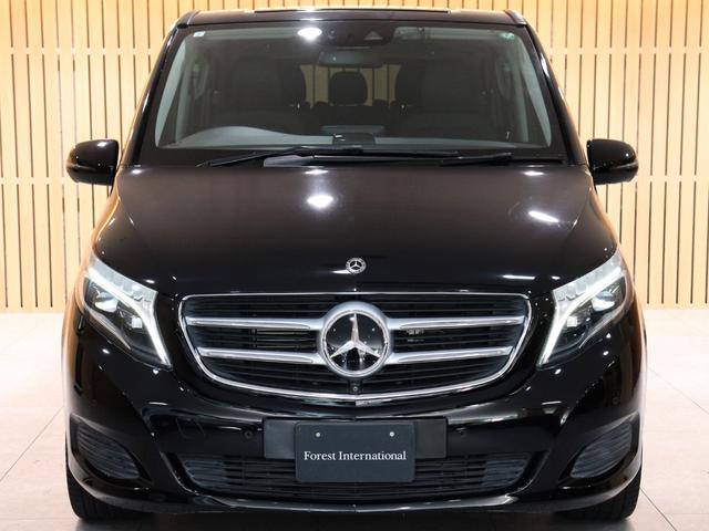 Vクラス V260 ロング 限定車 レーダーセーフティPKG ブラックレザー 360度カメラ 電動リアゲート 電動パワースライドドア LEDヘッドライト ディストロニックプラス ブラインドスポットアシスト レーンキープアシスト(5枚目)