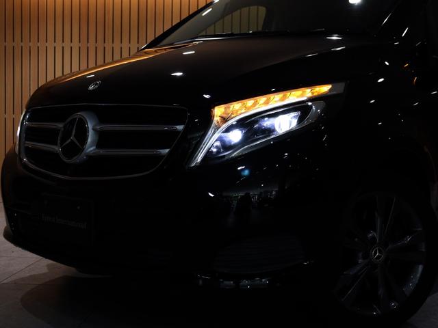 Vクラス V260 ロング 限定車 レーダーセーフティPKG ブラックレザー 360度カメラ 電動リアゲート 電動パワースライドドア LEDヘッドライト ディストロニックプラス ブラインドスポットアシスト レーンキープアシスト(10枚目)