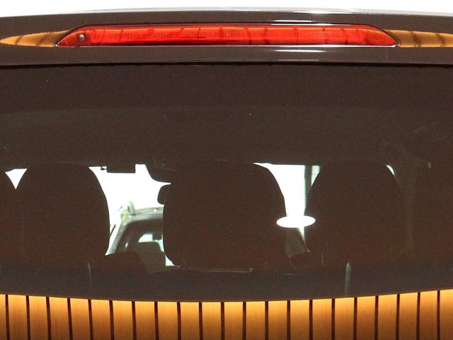 Vクラス V260 ロング 限定車 レーダーセーフティPKG ブラックレザー 360度カメラ 電動リアゲート 電動パワースライドドア LEDヘッドライト ディストロニックプラス ブラインドスポットアシスト レーンキープアシスト(44枚目)