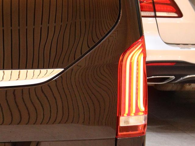 Vクラス V260 ロング 限定車 レーダーセーフティPKG ブラックレザー 360度カメラ 電動リアゲート 電動パワースライドドア LEDヘッドライト ディストロニックプラス ブラインドスポットアシスト レーンキープアシスト(48枚目)