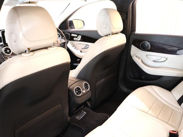 Ｃクラス Ｃ２００アバンギャルド　レザーエクスクルーシブ＆レーダーセーフティＰＫＧ　クリスタルグレーレザー内装　メモリーパワーシート　シートヒーター　ヘッドアップディスプレイ　純正ナビ　バックカメラ　前後障害物センサー（69枚目）