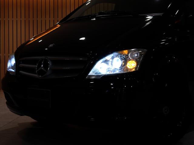 Ｖクラス Ｖ３５０　ブラック　エディション　限定車　ラグジュアリー＆バイキセノンＰＫＧ　社外ナビ　バックカメラ　電動スライドドア　パワーシート　シートヒーター　レザーツインシート　コーナーセンサー（10枚目）