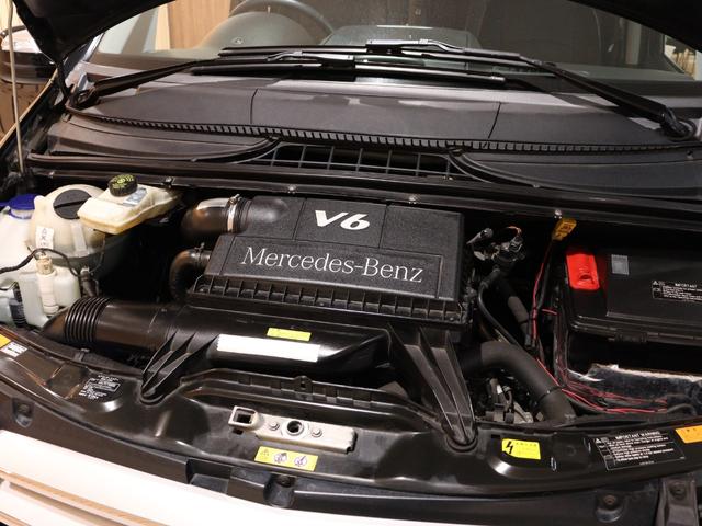 Ｖクラス Ｖ３５０　ブラック　エディション　限定車　ラグジュアリー＆バイキセノンＰＫＧ　社外ナビ　バックカメラ　電動スライドドア　パワーシート　シートヒーター　レザーツインシート　コーナーセンサー（22枚目）
