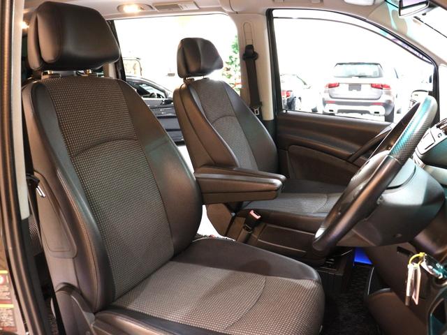 Ｖクラス Ｖ３５０　ブラック　エディション　限定車　ラグジュアリー＆バイキセノンＰＫＧ　社外ナビ　バックカメラ　電動スライドドア　パワーシート　シートヒーター　レザーツインシート　コーナーセンサー（25枚目）