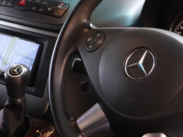 Ｖクラス Ｖ３５０　ブラック　エディション　限定車　ラグジュアリー＆バイキセノンＰＫＧ　社外ナビ　バックカメラ　電動スライドドア　パワーシート　シートヒーター　レザーツインシート　コーナーセンサー（60枚目）