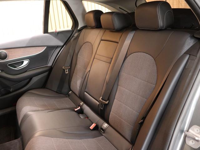 Cクラスステーションワゴン C200 4マチックステーションワゴンアバンギャルド レーダーセーフティPKG レーンキープアシスト ブラインドスポットアシスト ディストロニックプラス LEDヘッドライト 電動テールゲート メモリーパワーシート シートヒーター 純正ナビ バックカメラ(15枚目)