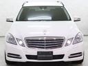 Ｅ２５０ＣＧＩブルエフィシェンシワゴン１２５　特別仕様車　専用アルミホイール　スポーツサス　純正ナビ　メモリーパワーシート　バックカメラ　バイキセノンヘッドライト　電動リアゲート　クルーズコントロール(5枚目)