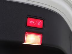 パワートランクはボタン操作はもちろんですが、運転席のスイッチからも操作できます。 2
